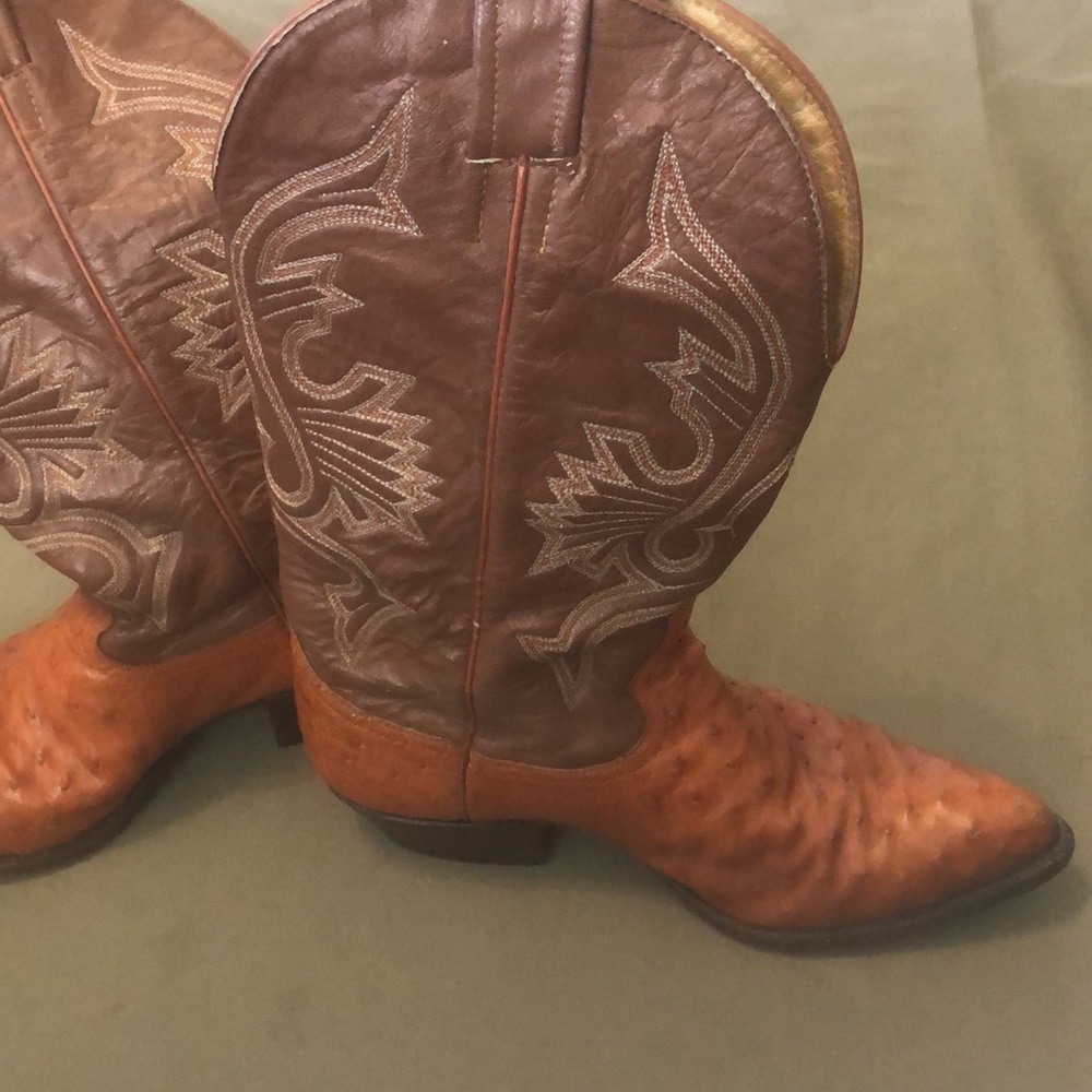 BONANZA  brown leather men’s Boots  size 9”EE (wide)